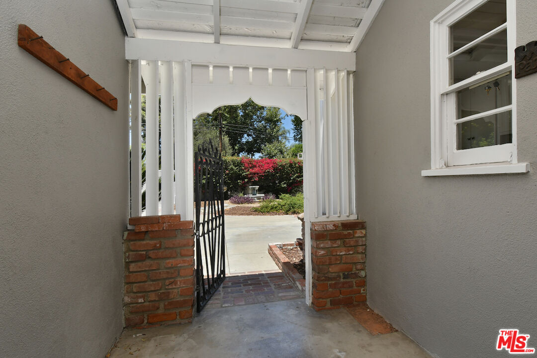 Property photo 25