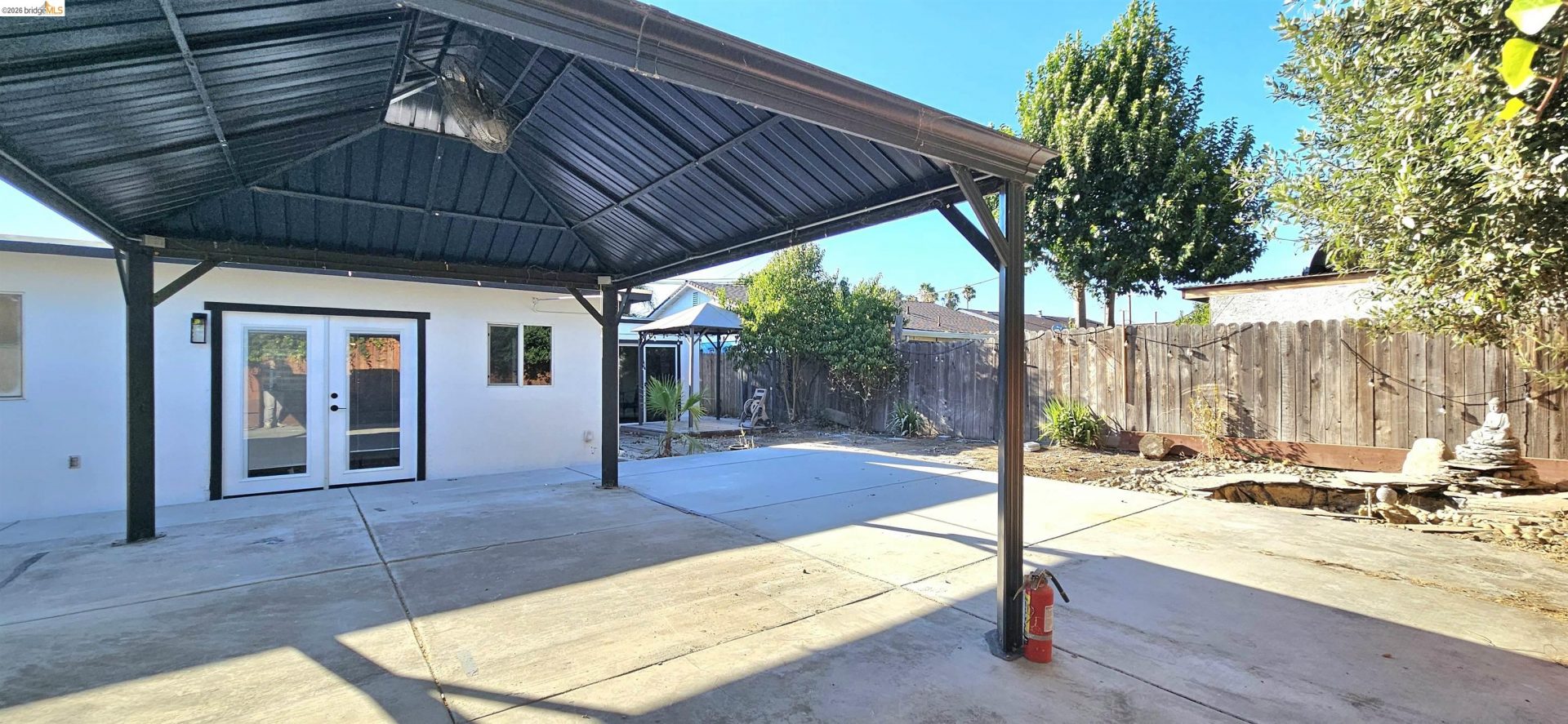 Property photo 28