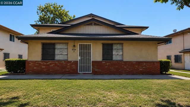 Property photo 38