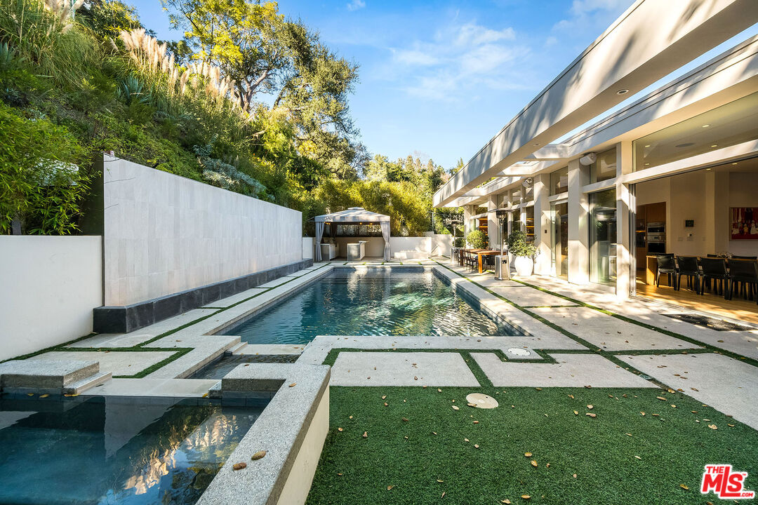 Property photo 30