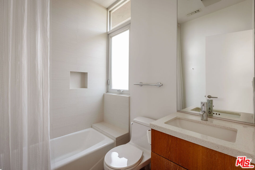 Property photo 50