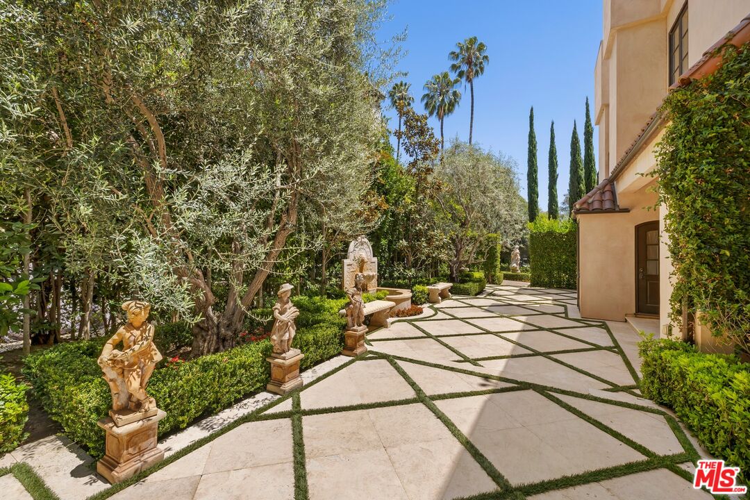 Property photo 36