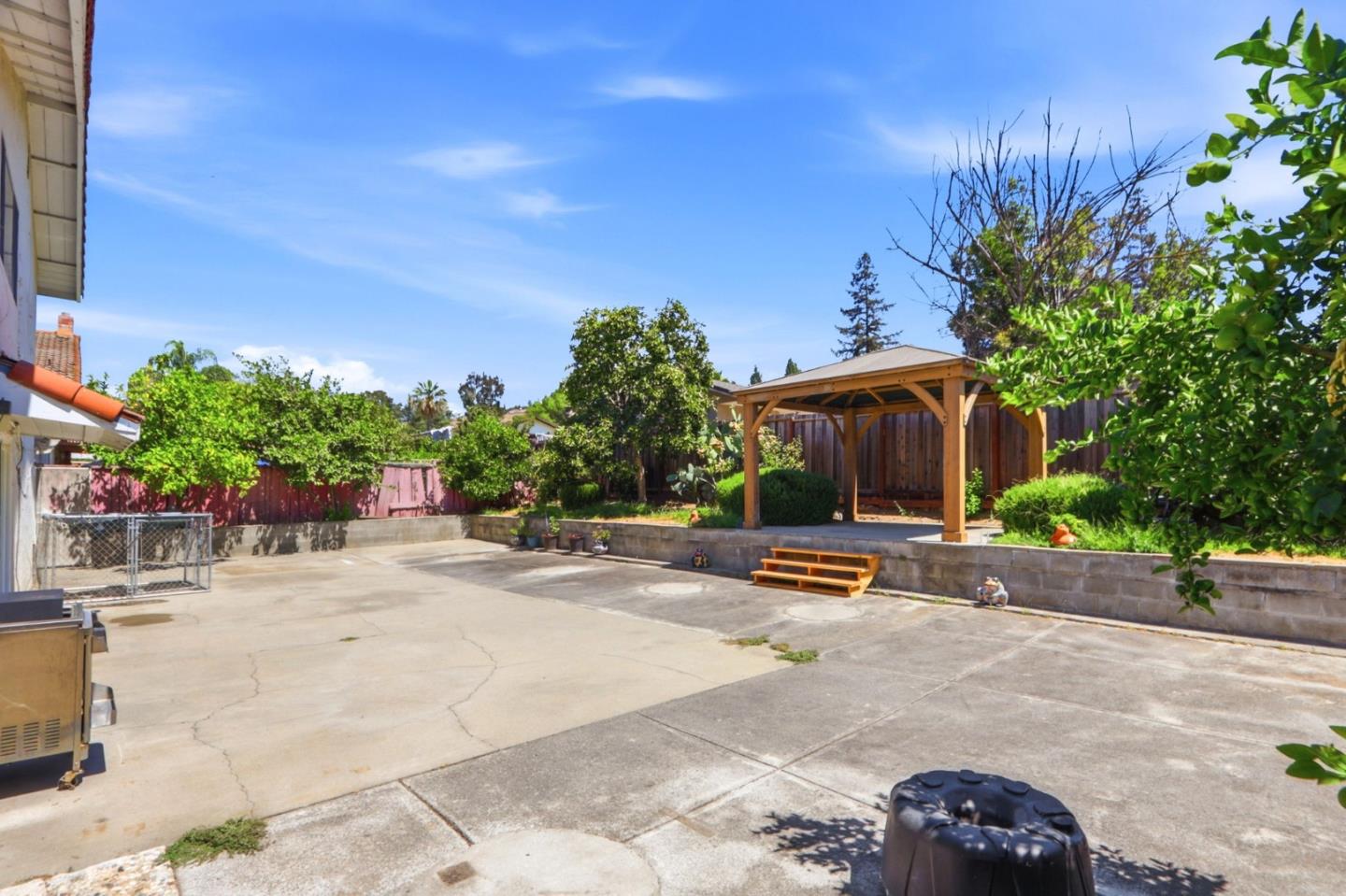 Property photo 44