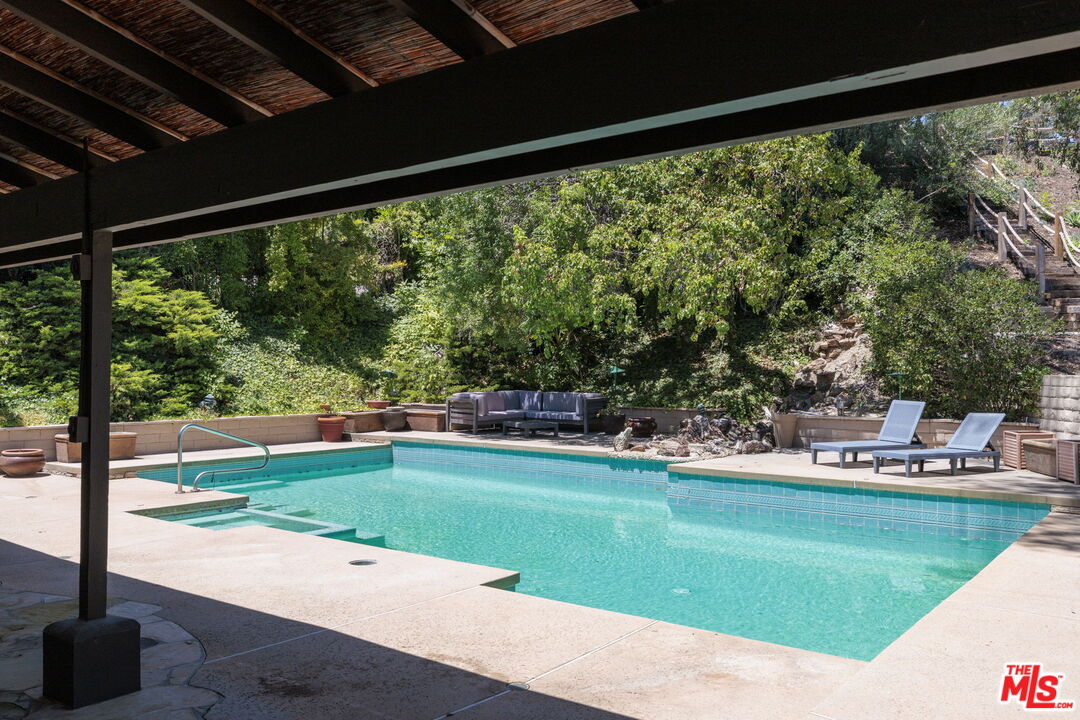 Property photo 30