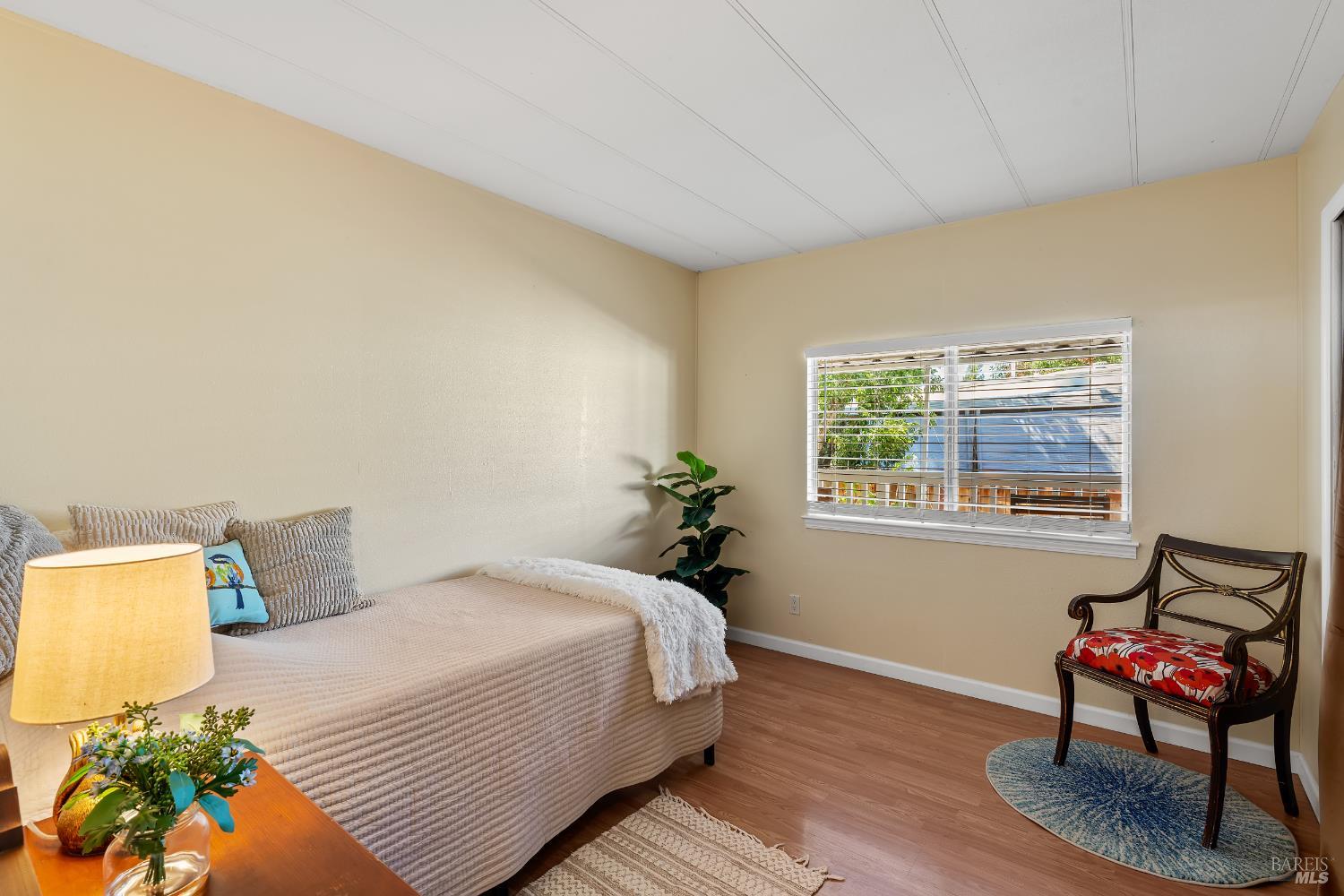 Property photo 35