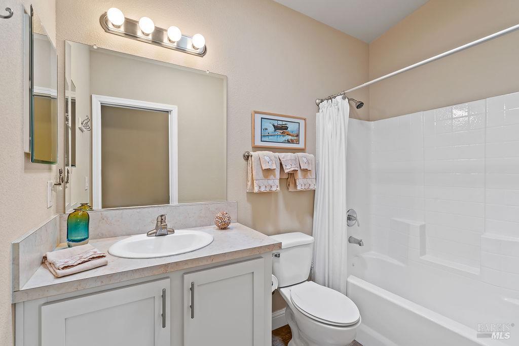 Property photo 37