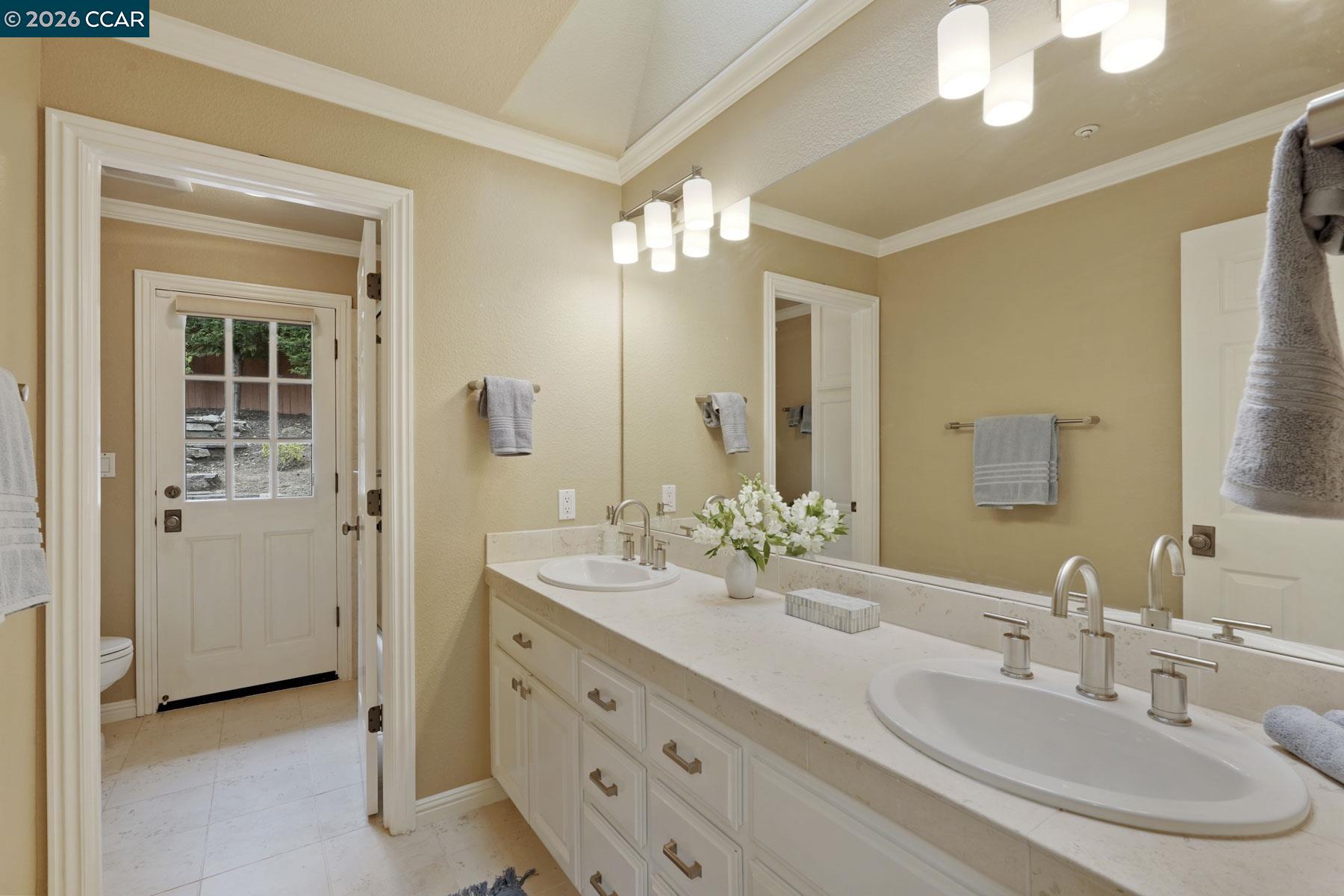 Property photo 44