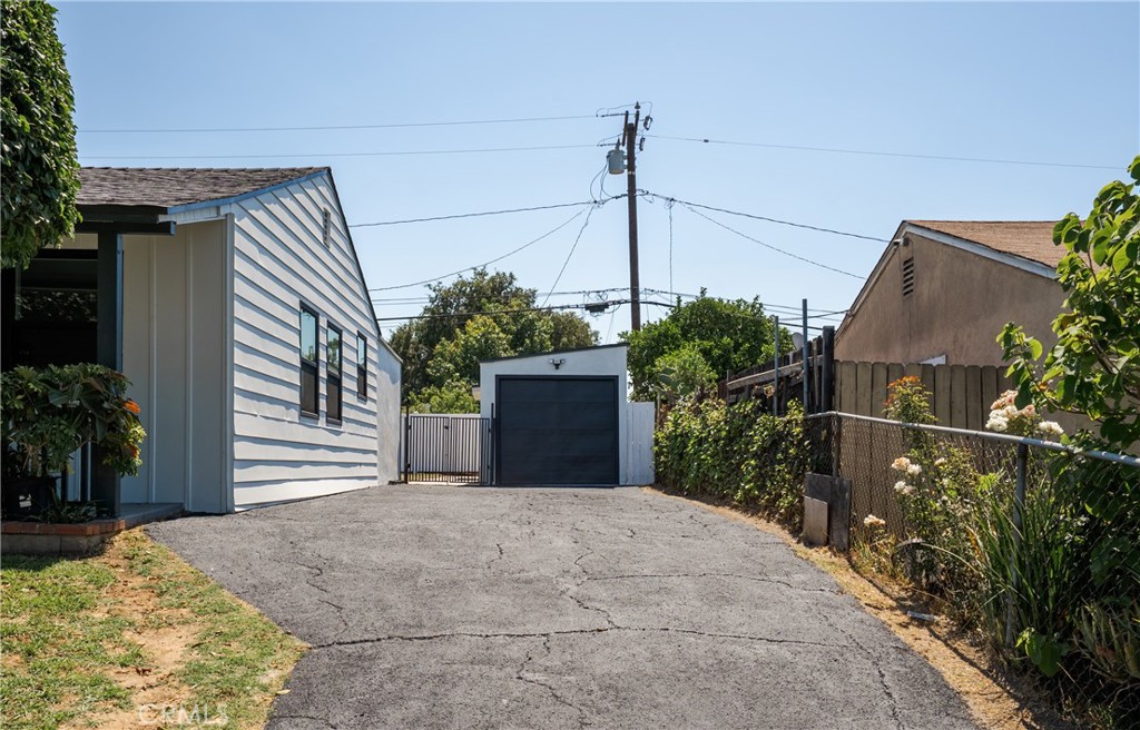 Property photo 35