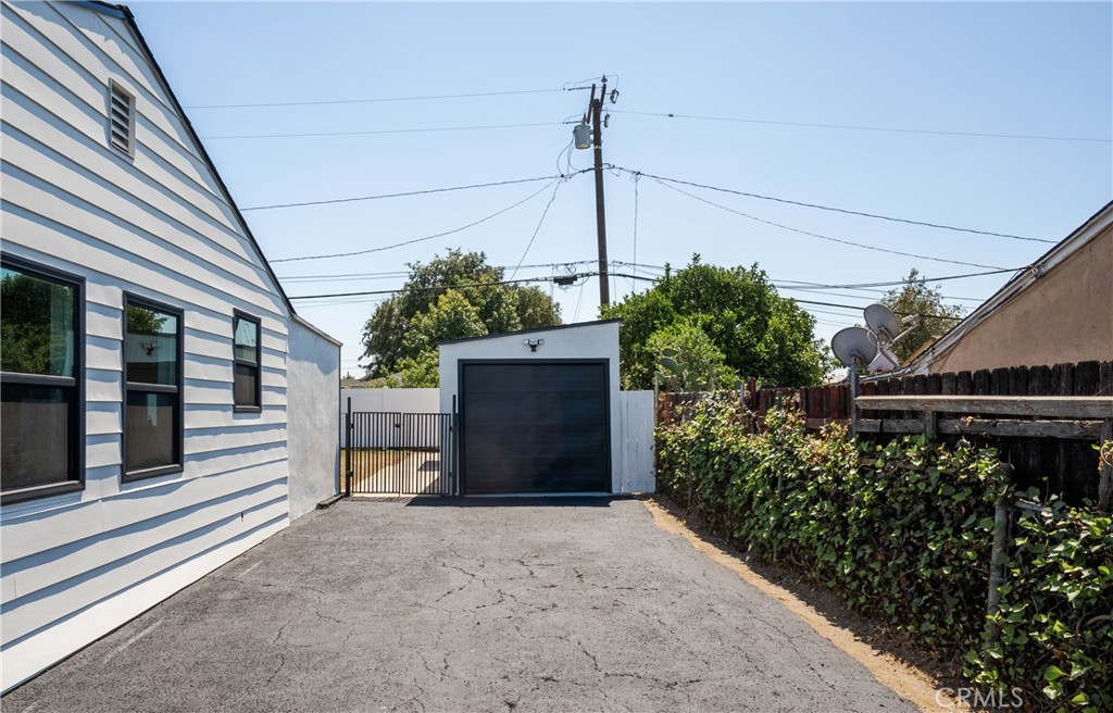 Property photo 36