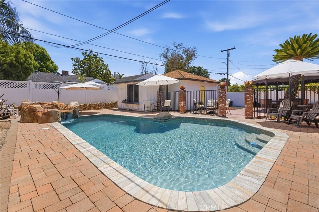 Property photo 33
