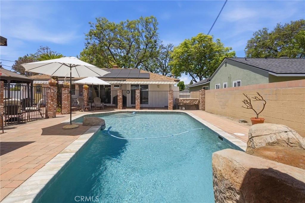 Property photo 35