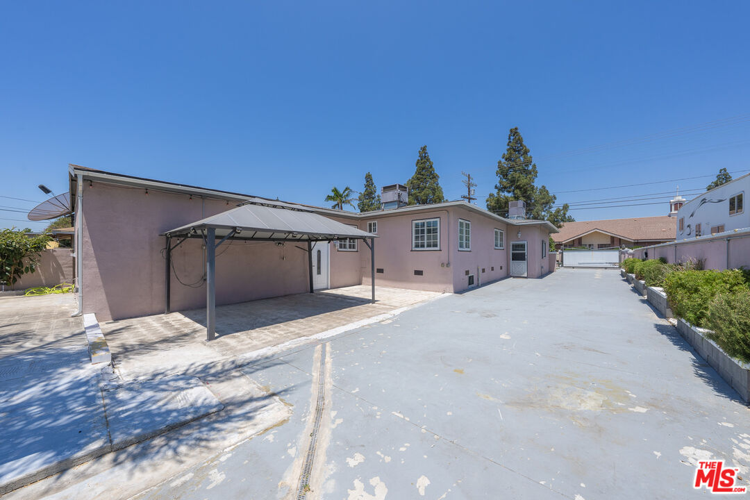 Property photo 34