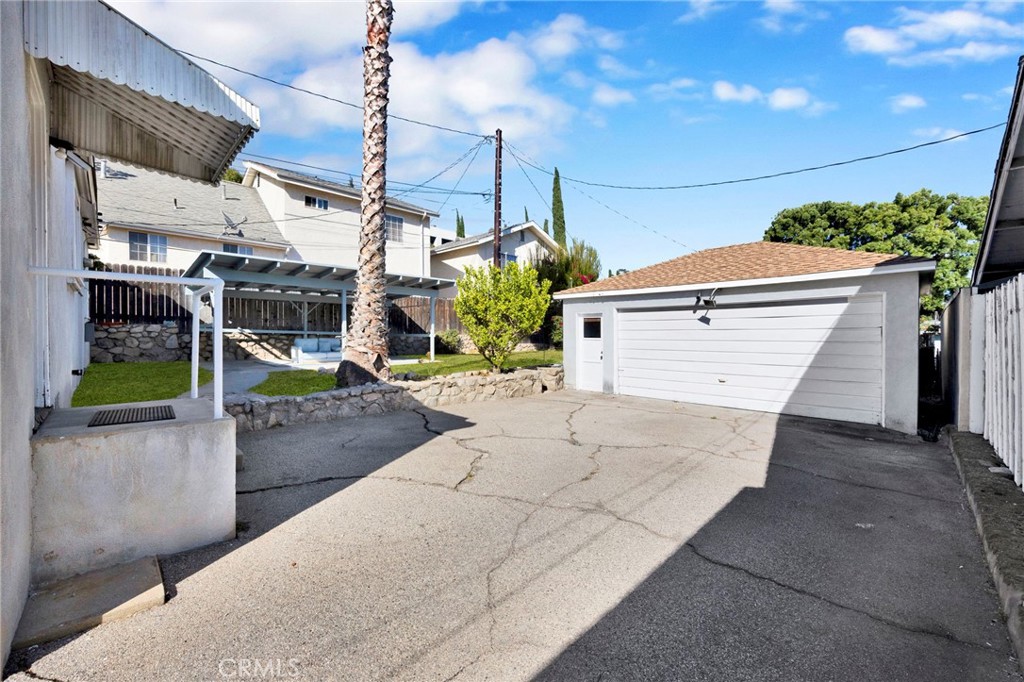 Property photo 34