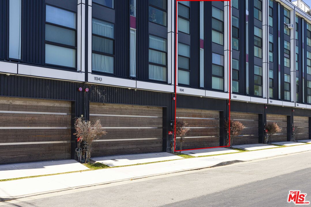 Property photo 43
