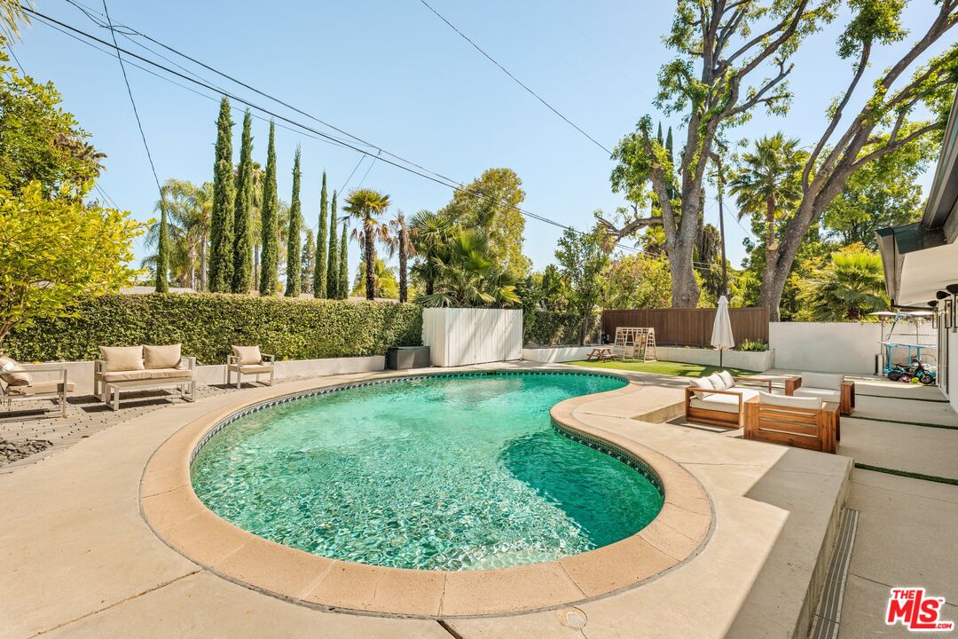 Property photo 40