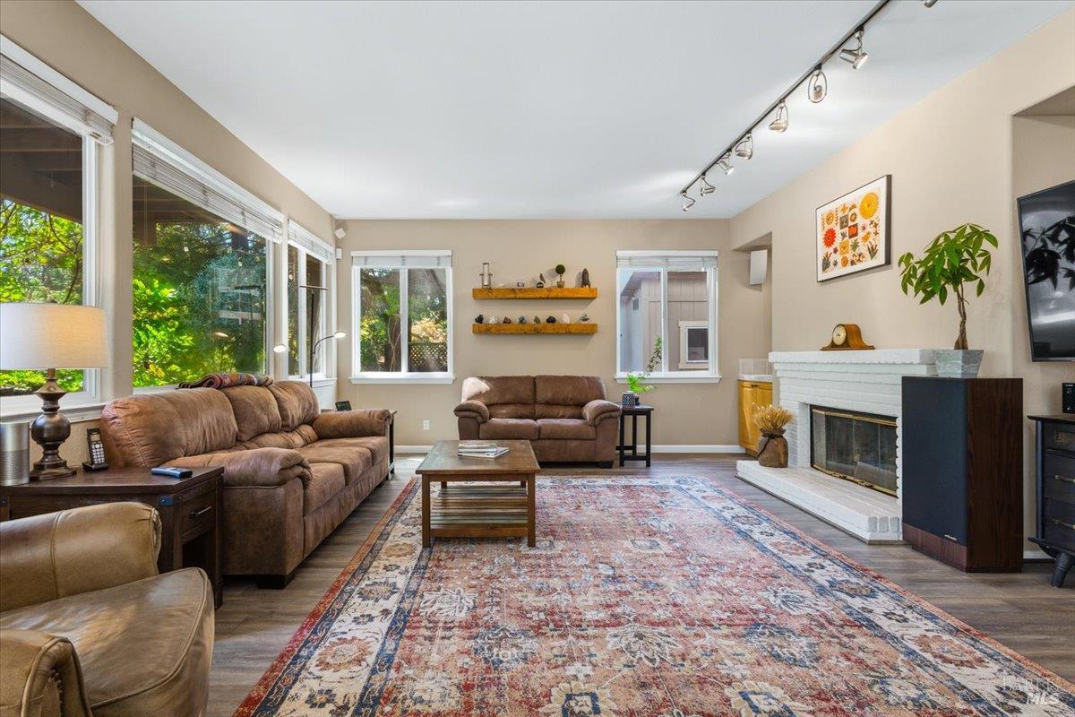 Property photo 25