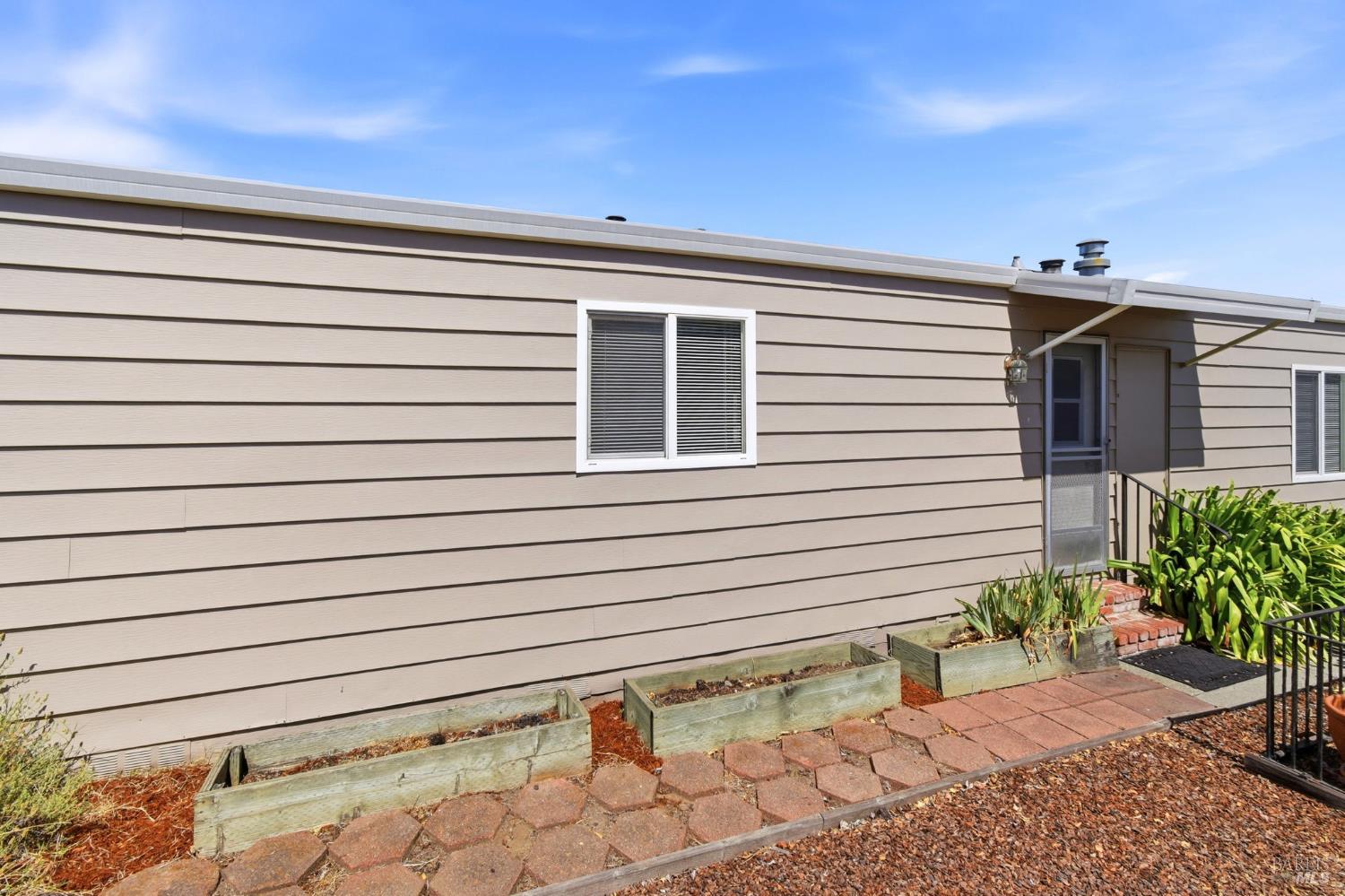 Property photo 38