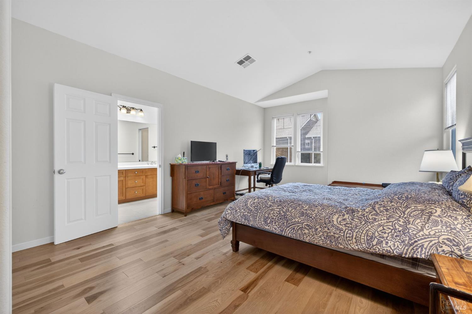Property photo 34