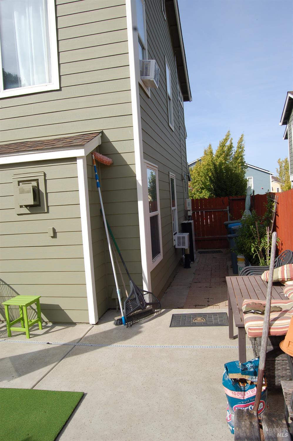 Property photo 24