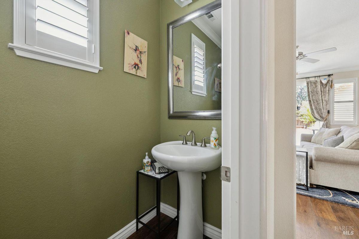 Property photo 35