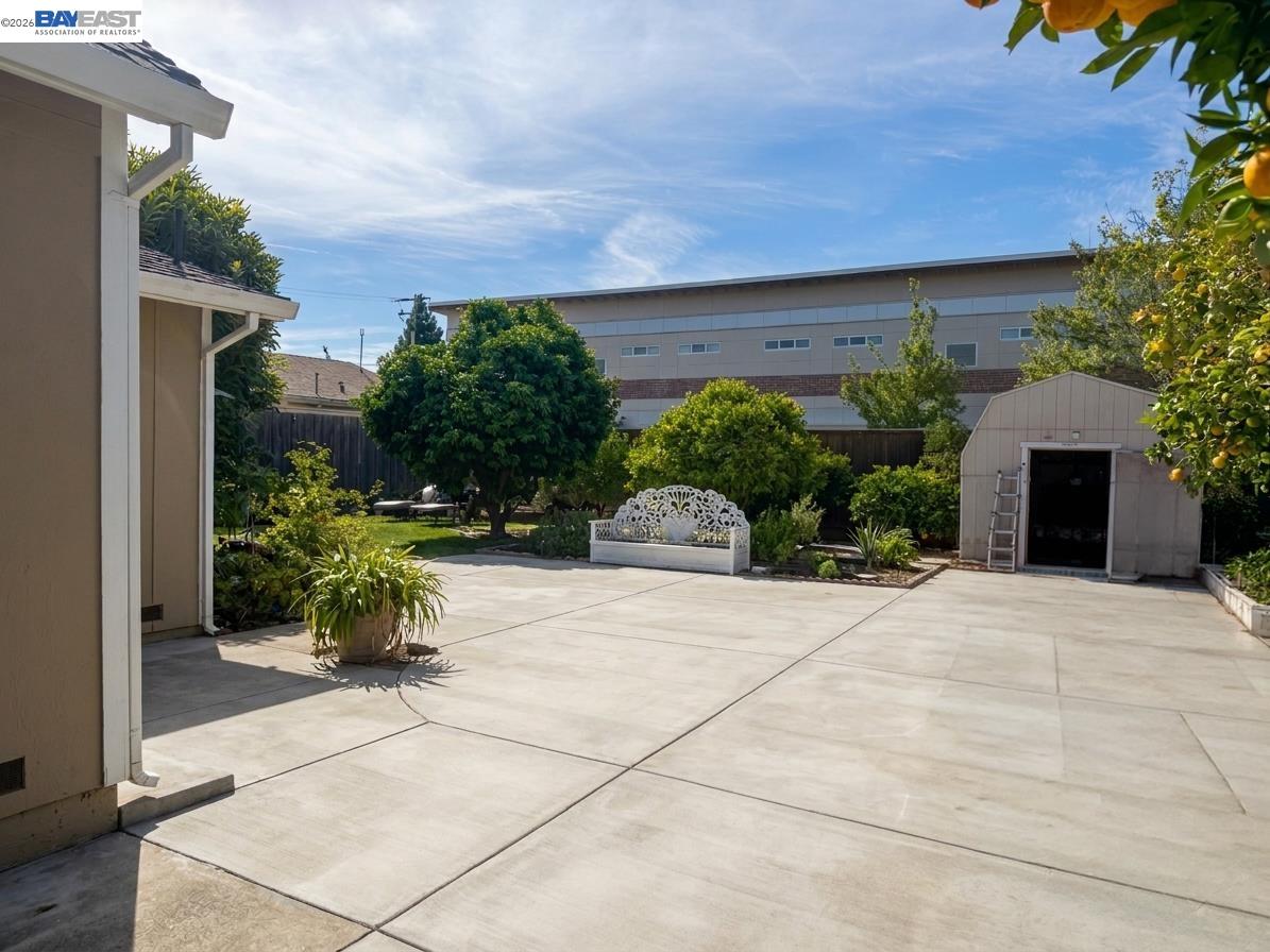 Property photo 24
