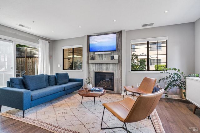 Property photo 38