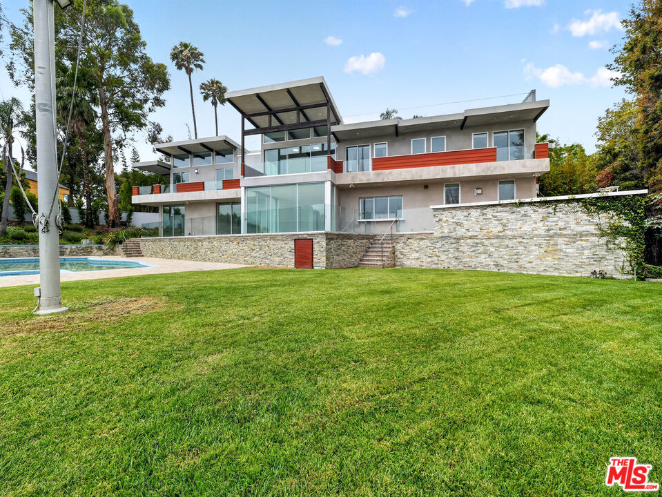 Property photo 44