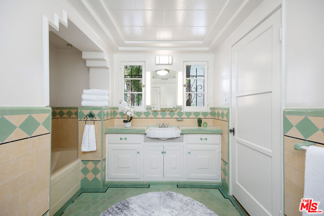 Property photo 30