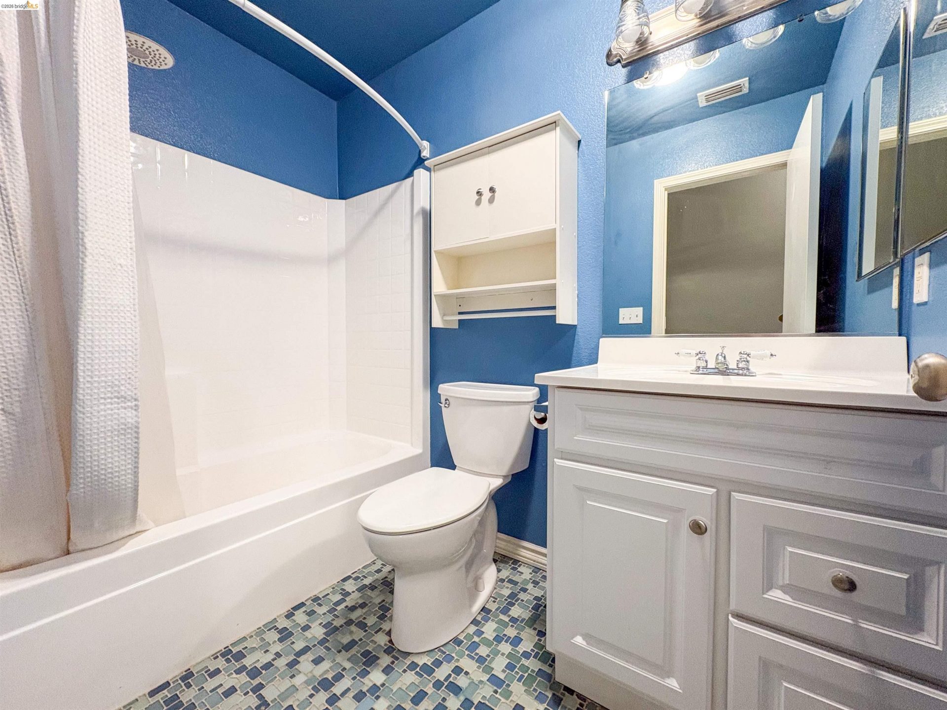 Property photo 25