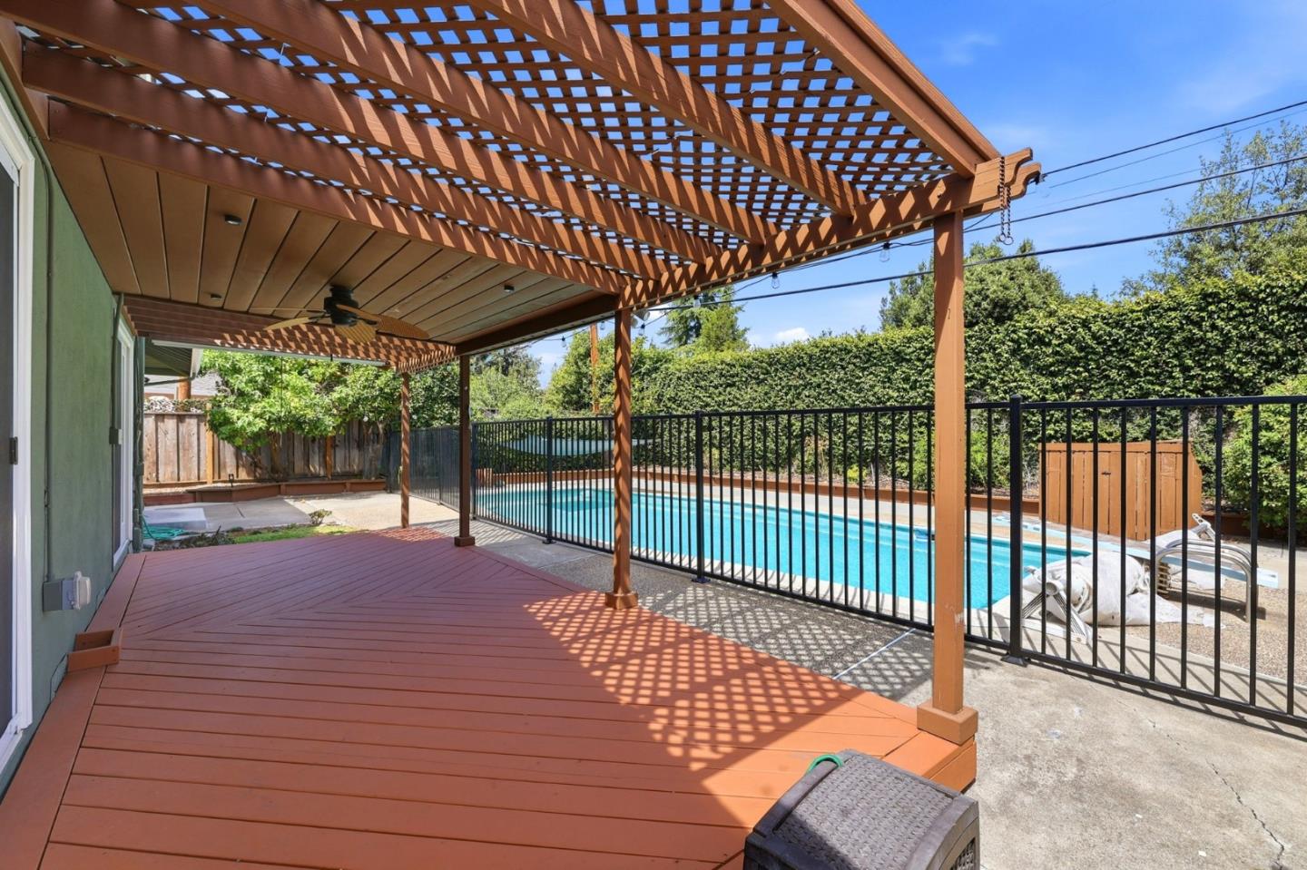 Property photo 36