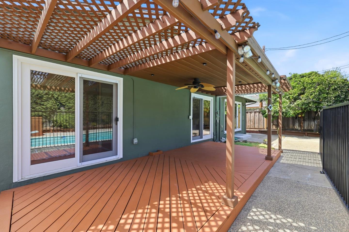 Property photo 37