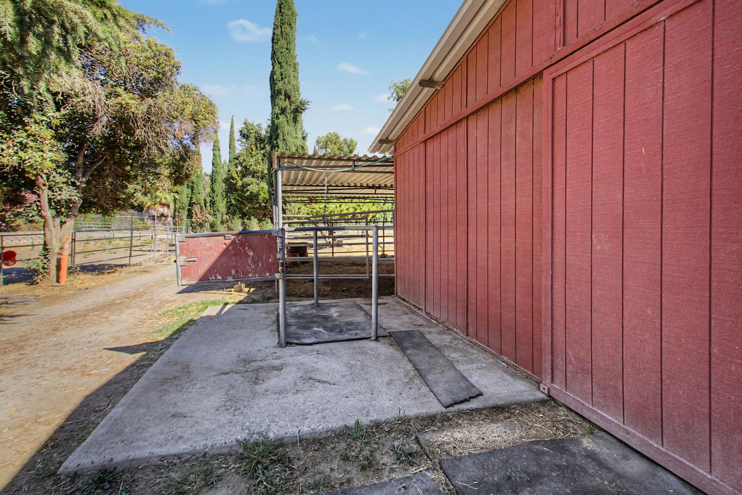 Property photo 25