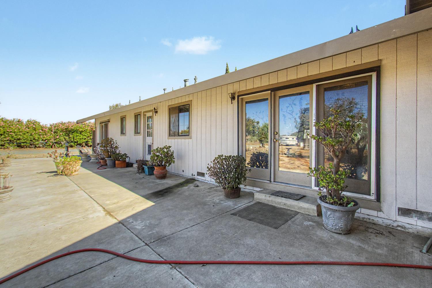 Property photo 35