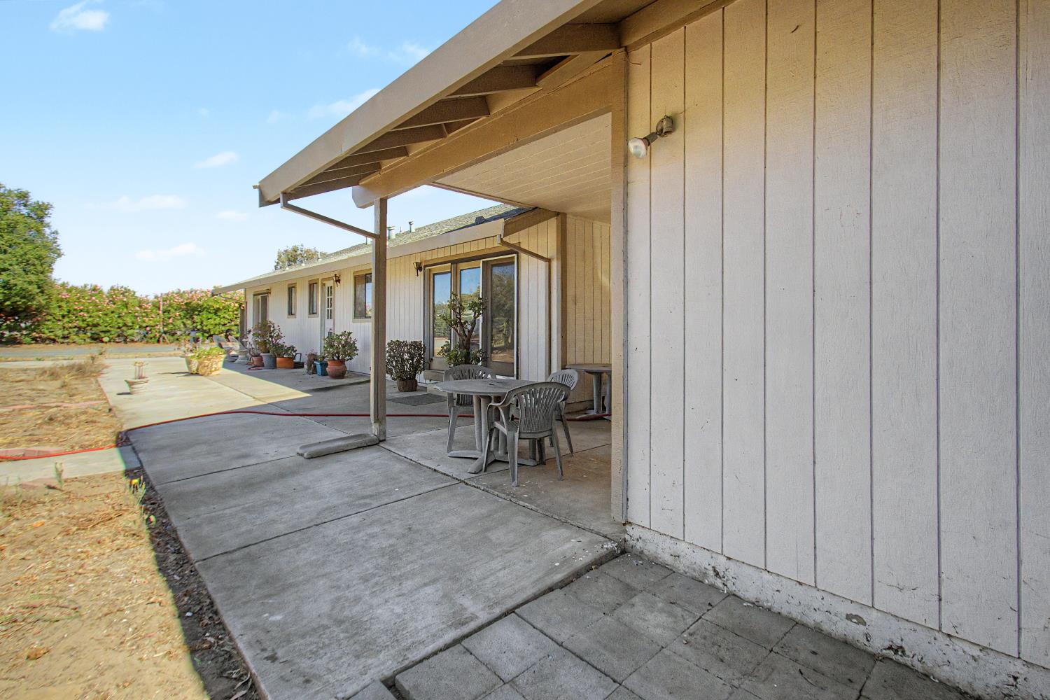 Property photo 37