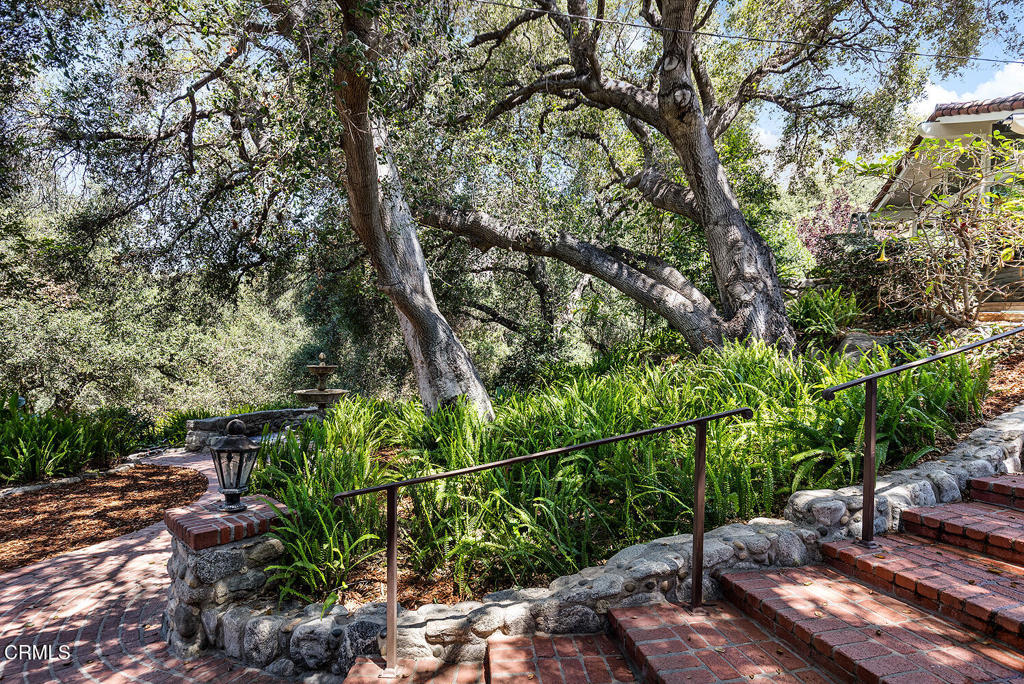 Property photo 33