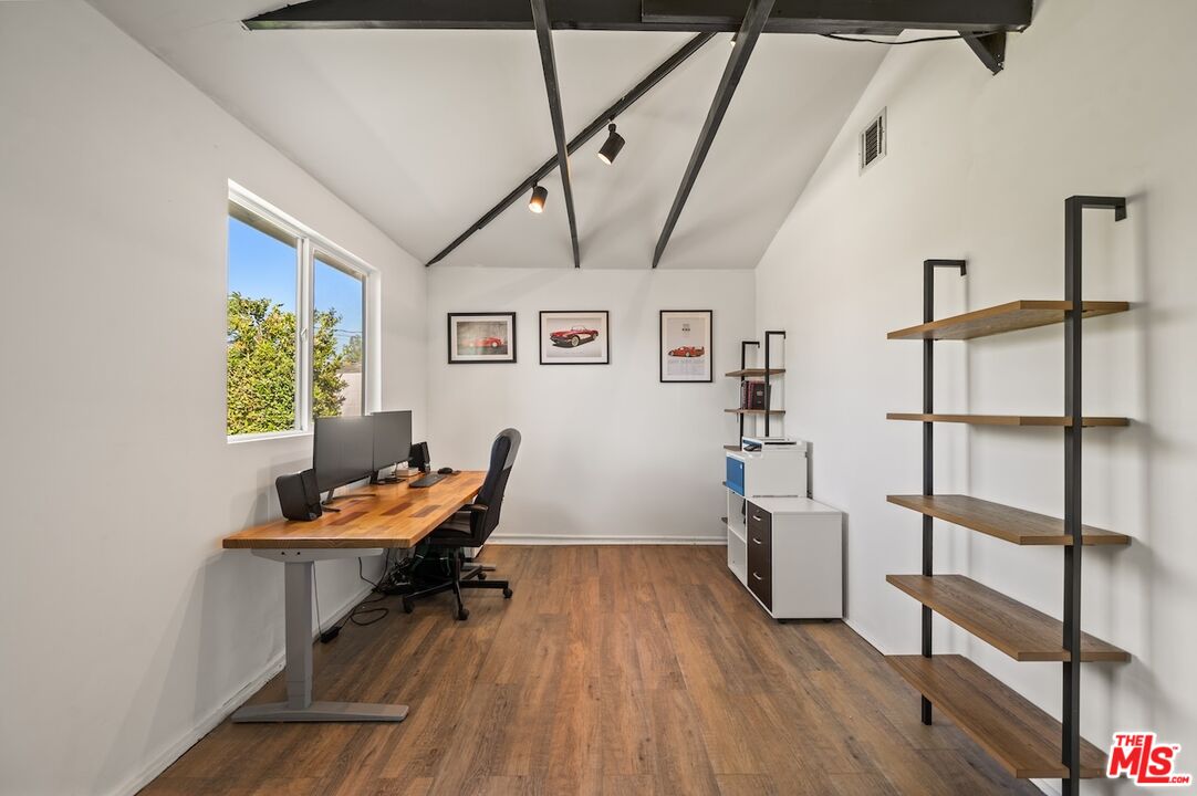 Property photo 42