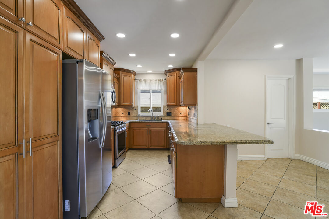 Property photo 42