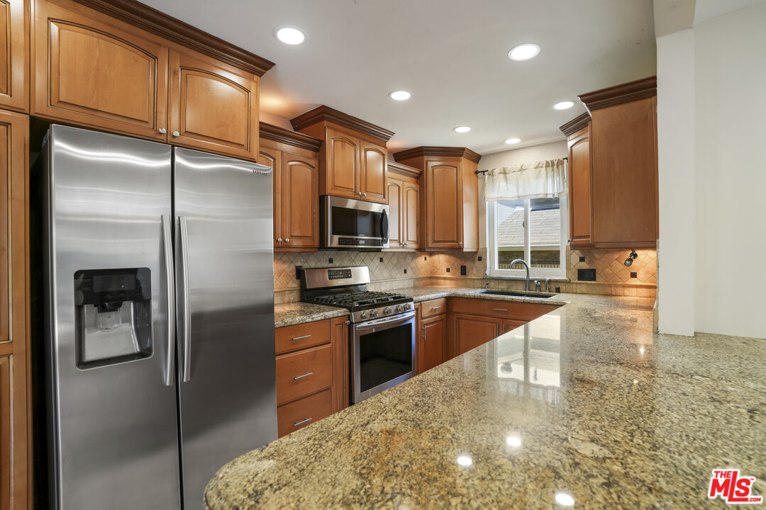 Property photo 44