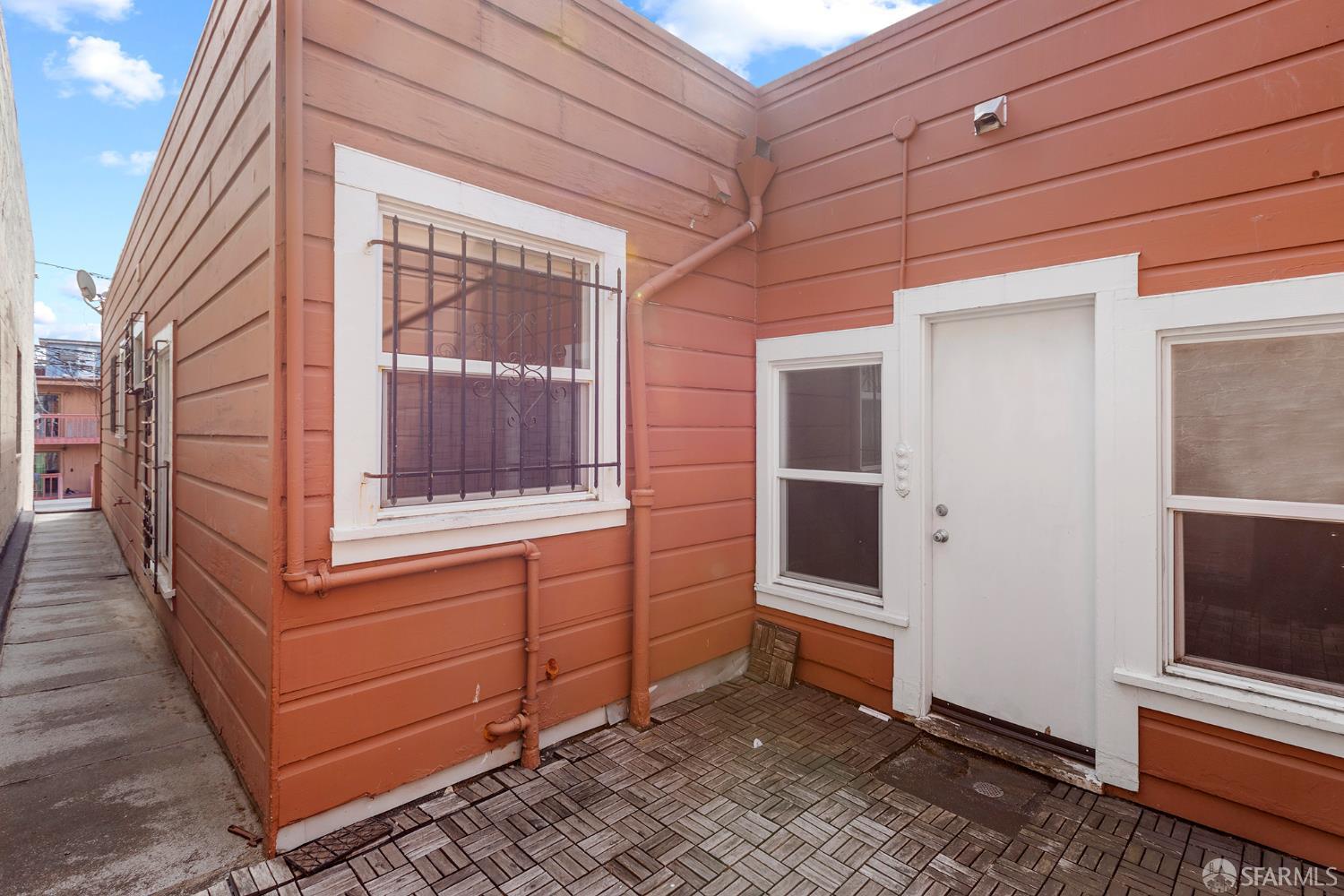 Property photo 28