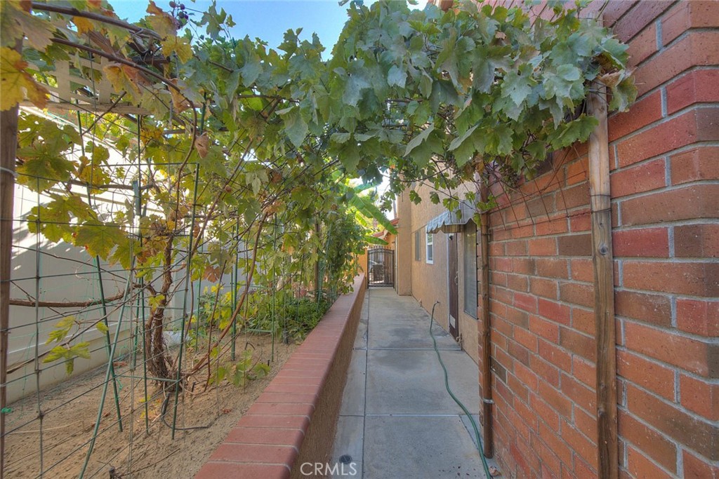 Property photo 35