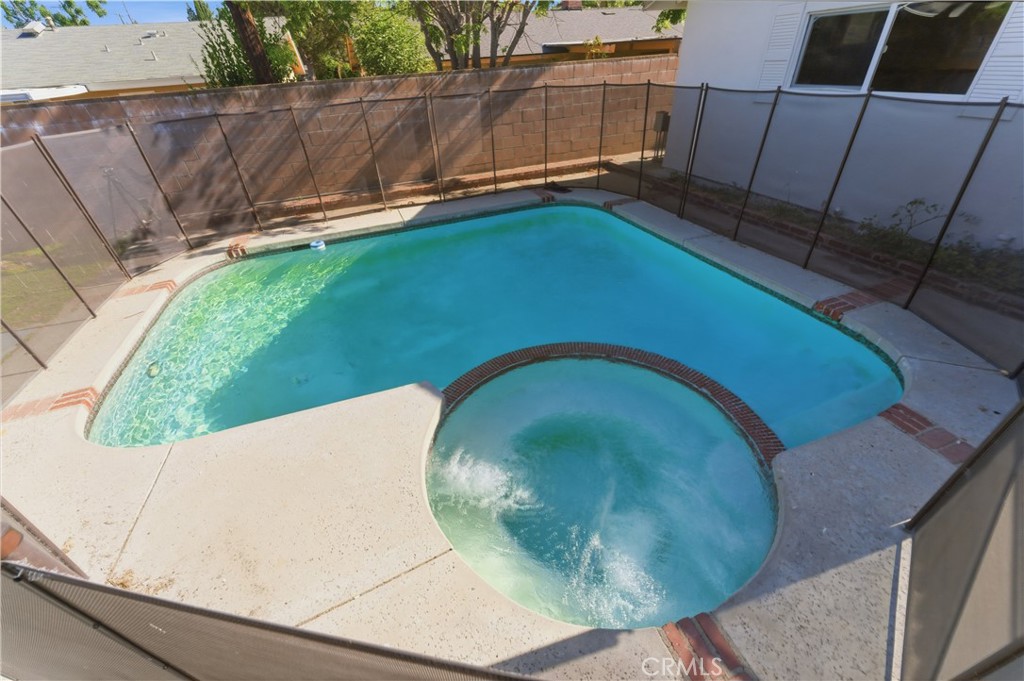 Property photo 35