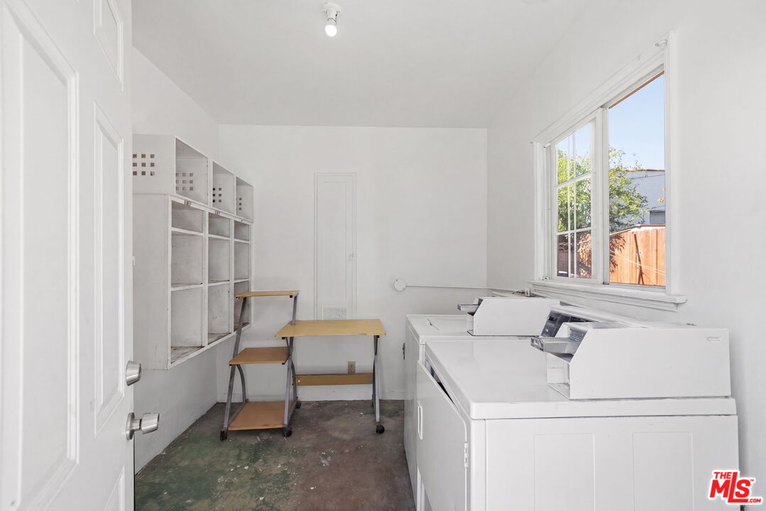 Property photo 32
