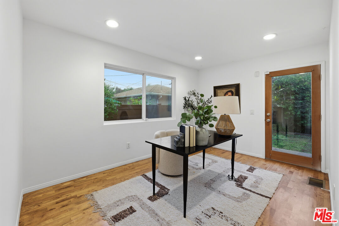 Property photo 28