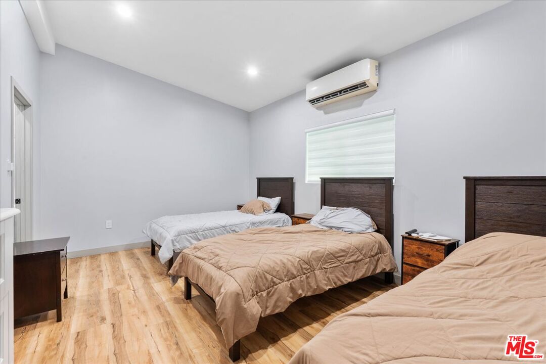 Property photo 50