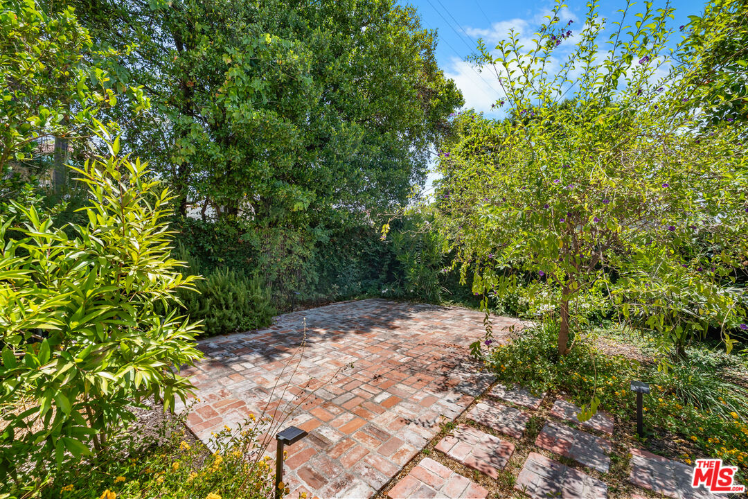 Property photo 24