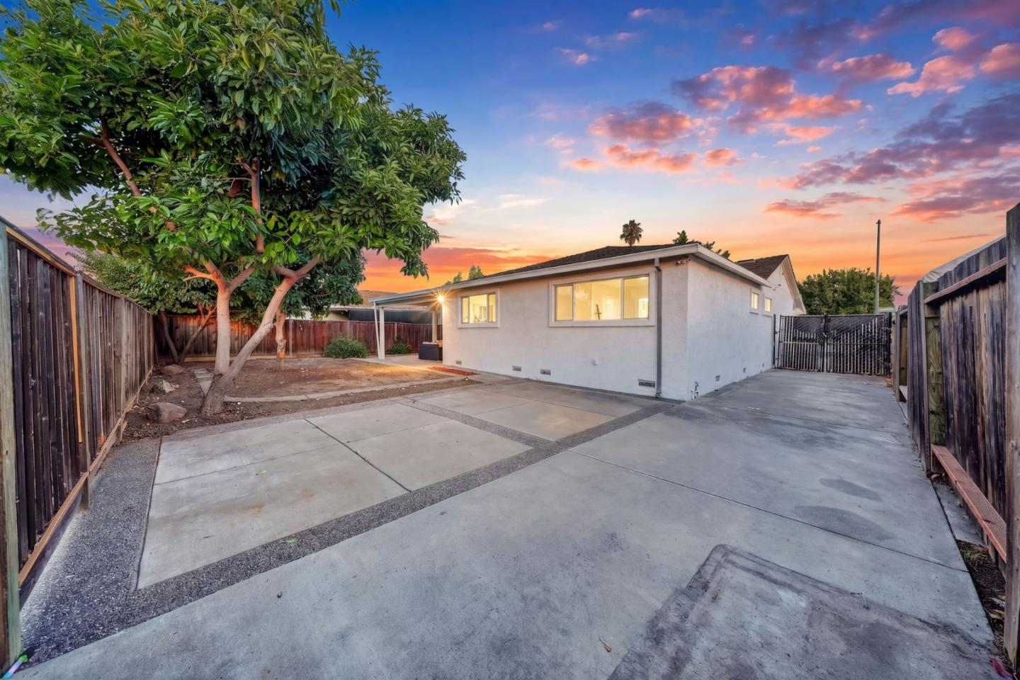 Property photo 40
