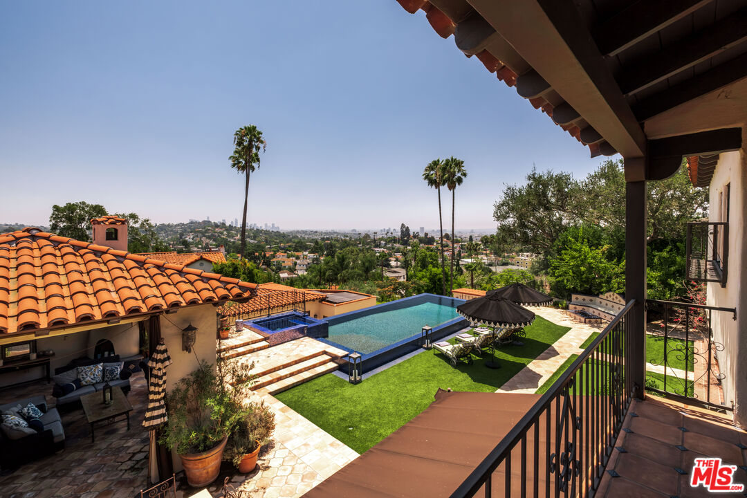 Property photo 44