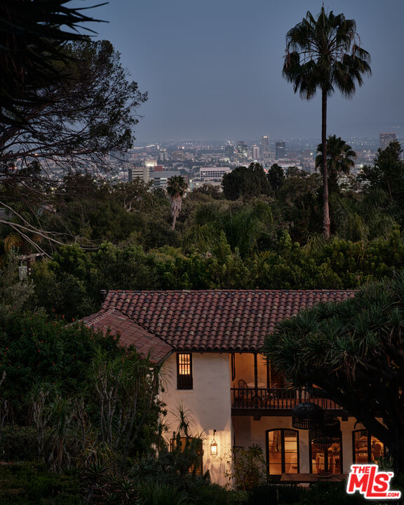 Property photo 35