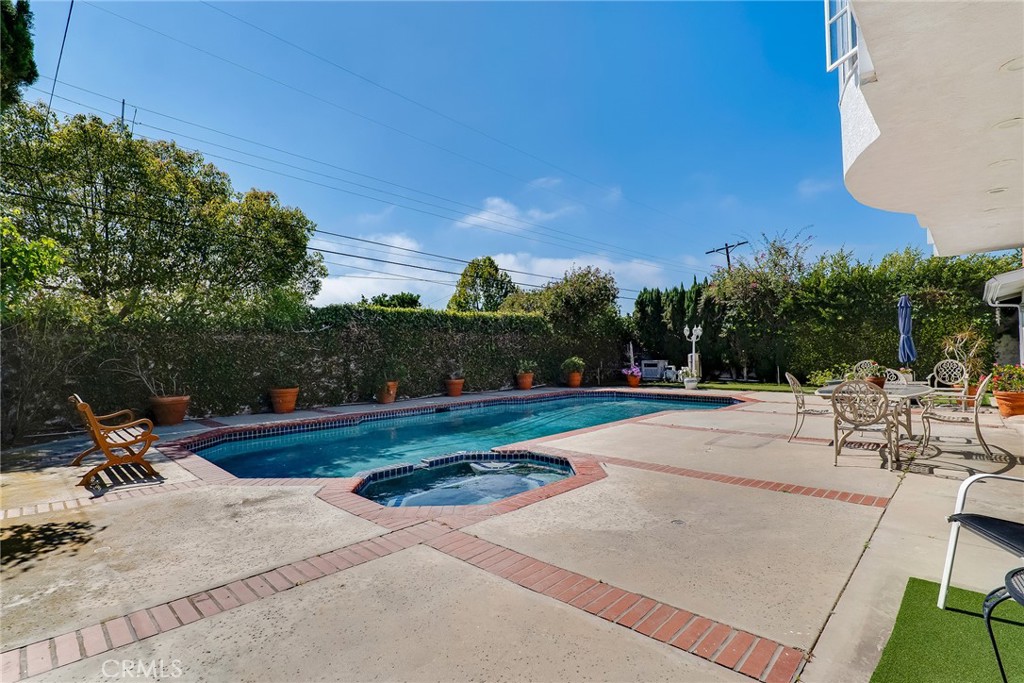 Property photo 33