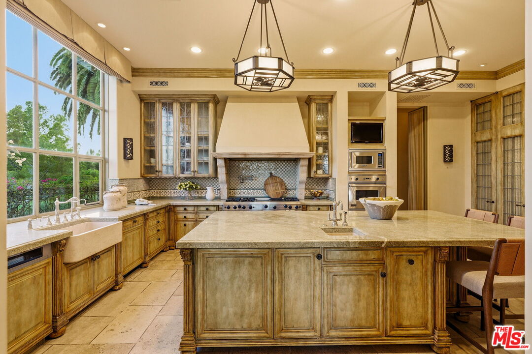 Property photo 30
